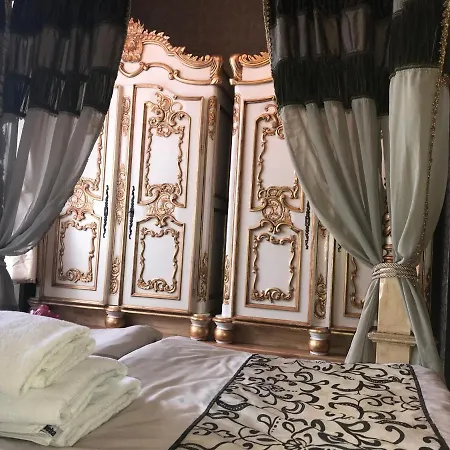 Royal - 100 M² Apartman